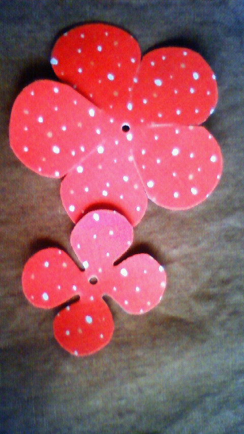 初春 カメリアの作り方 手順 3 コサージュ ブローチ アクセサリー アトリエ ハンドメイドレシピ 作り方 と手作り情報サイト