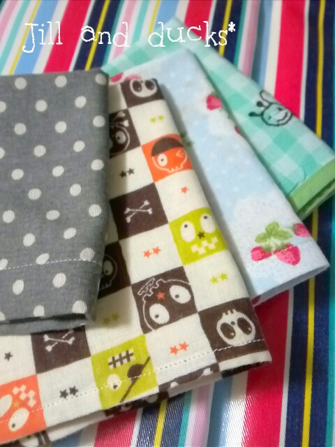 ダブルガーゼ１枚で作る ガーゼハンカチ の作り方 その他 その他 アトリエ ハンドメイドレシピ 作り方 と手作り情報サイト