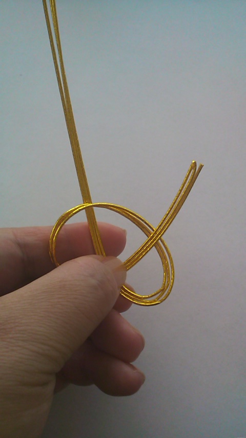 水引鮑結び 端 の結び方の作り方 手順 3 その他 その他 アトリエ ハンドメイドレシピ 作り方 と手作り情報サイト