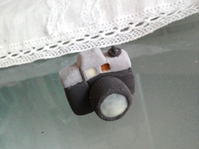 粘土でカメラの作り方 その他 アート 写真 アトリエ ハンドメイドレシピ 作り方 と手作り情報サイト