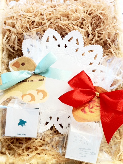 オリジナル タグ 簡単ラッピングの作り方 その他 紙小物 ステーショナリー アトリエ ハンドメイドレシピ 作り方 と手作り情報サイト