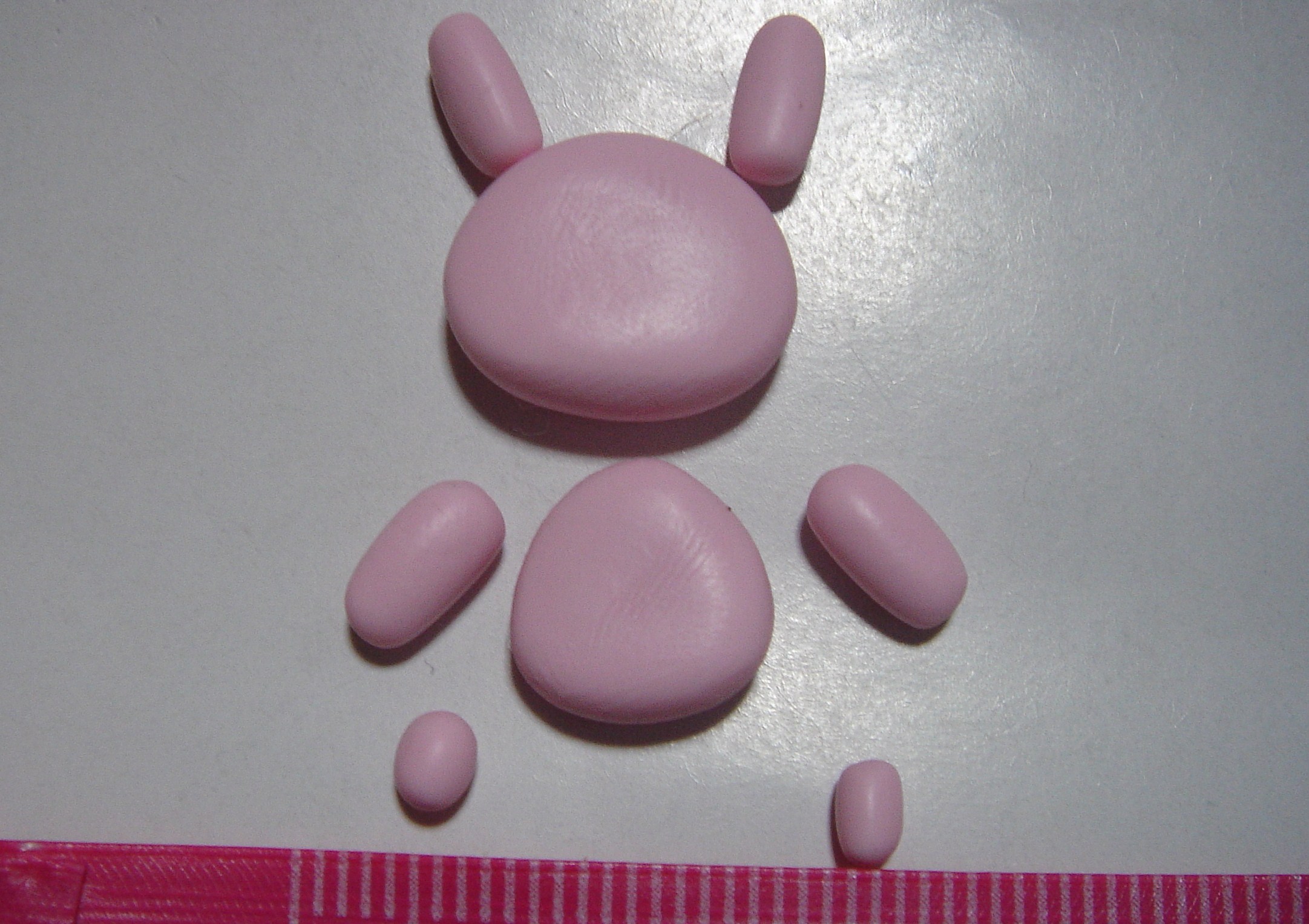 ラブリー うさぎ ﾃﾞｺﾊﾟｰﾂ の作り方 手順 1 その他 リメイク デコレーション アトリエ ハンドメイドレシピ 作り方 と手作り情報サイト