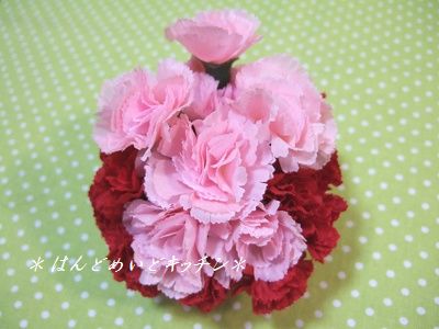 プードルのプチアレンジ の作り方 手順 8 フラワーアレンジメント フラワー ガーデニング アトリエ ハンドメイドレシピ 作り方 と手作り情報サイト