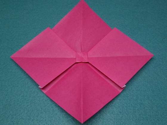 折り紙で折るリボン ラッピング等にの作り方 手順 5 折り紙 紙小物 ステーショナリー アトリエ ハンドメイドレシピ 作り方 と手作り情報サイト