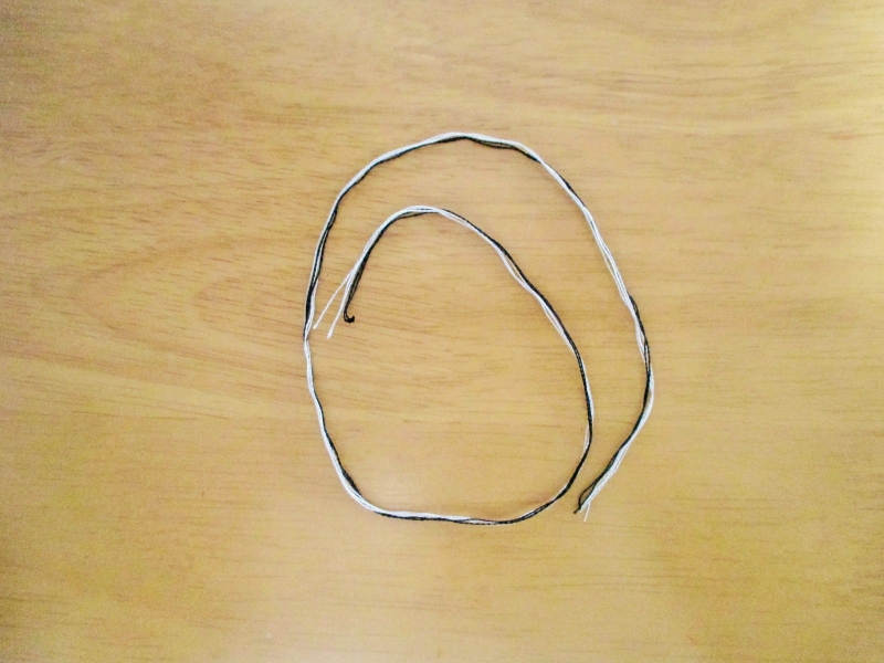 ツイード調ミサンガ 3色使い ブラック系 の作り方 手順 5 ブレスレット アクセサリー アトリエ ハンドメイドレシピ 作り方 と手作り情報サイト