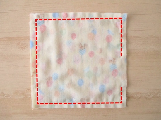 小さめサイズが使いやすい お子様用ガーゼハンカチの作り方 手順 3 その他 ベビー キッズ アトリエ ハンドメイドレシピ 作り方 と手作り情報サイト