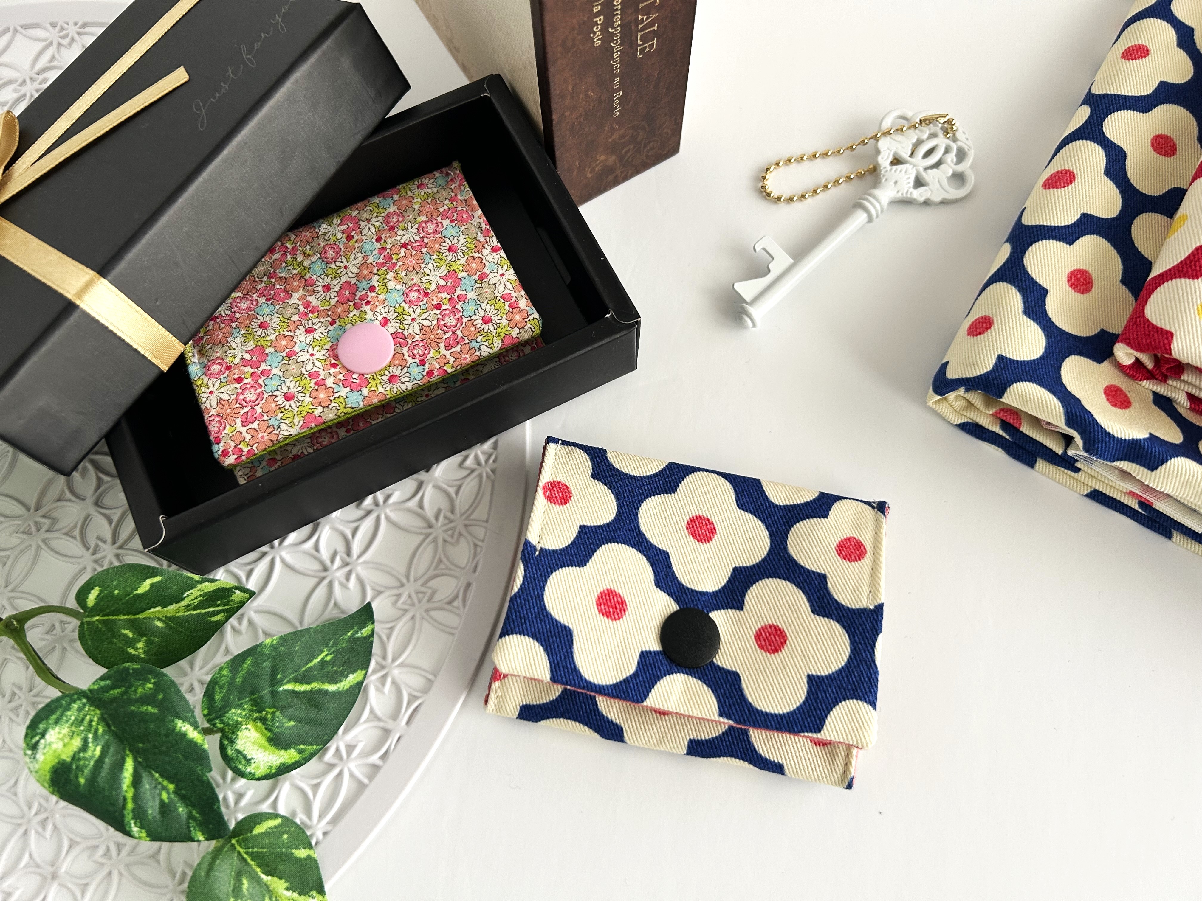 ハギレ活用!がばっと開いて中が見やすいコインケースの作り方｜財布｜バッグ・財布・小物｜ アトリエ | ハンドメイドレシピ（作り方）と手作り情報サイト