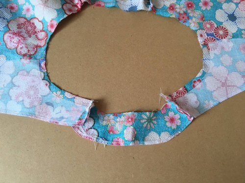 2歳用 アロハシャツ の作り方 手順 9 子供服 ベビー キッズ アトリエ ハンドメイドレシピ 作り方 と手作り情報サイト