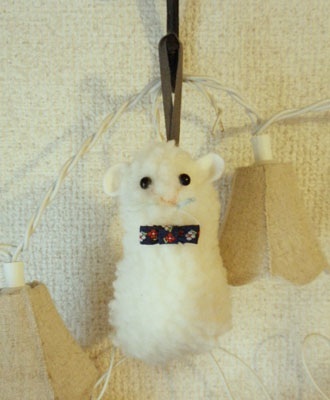 蝶ネクタイのオコジョサシェの作り方 手順 6 その他 ぬいぐるみ 人形 アトリエ ハンドメイドレシピ 作り方 と手作り情報サイト