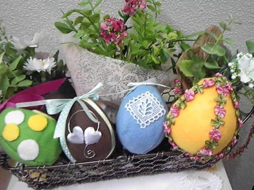 フェルトのイースターエッグの作り方 手順 22 その他 その他 アトリエ ハンドメイドレシピ 作り方 と手作り情報サイト