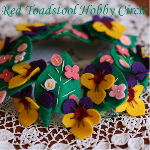 すみれのリースの作り方 その他 その他 アトリエ ハンドメイドレシピ 作り方 と手作り情報サイト