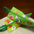 ひねくれポーチ