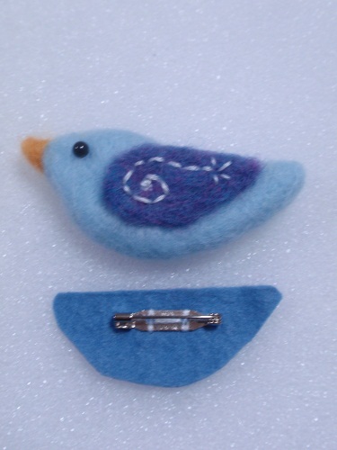 うずまきの翼の小鳥のブローチの作り方 手順 5 その他 その他 アトリエ ハンドメイドレシピ 作り方 と手作り情報サイト