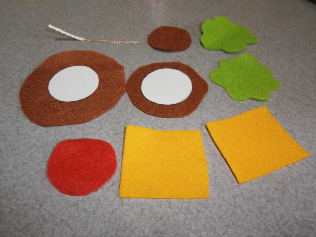 貼るだけ簡単ハンバーガーストラップの作り方 手順 2 その他 その他 アトリエ ハンドメイドレシピ 作り方 と手作り情報サイト