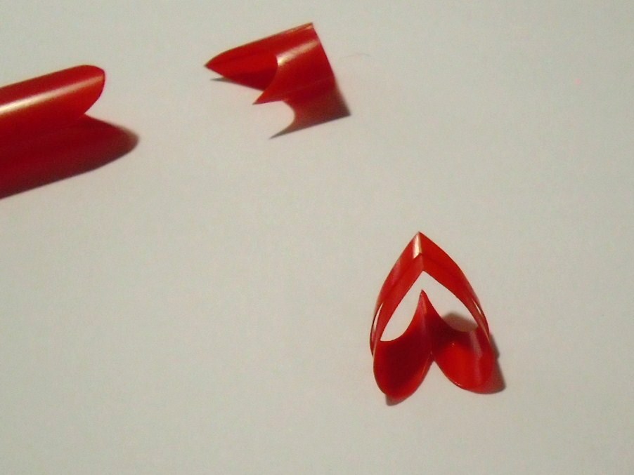 ストローの切れ端 ハート クリップの作り方 手順 4 その他 アート 写真 アトリエ ハンドメイドレシピ 作り方 と手作り情報サイト