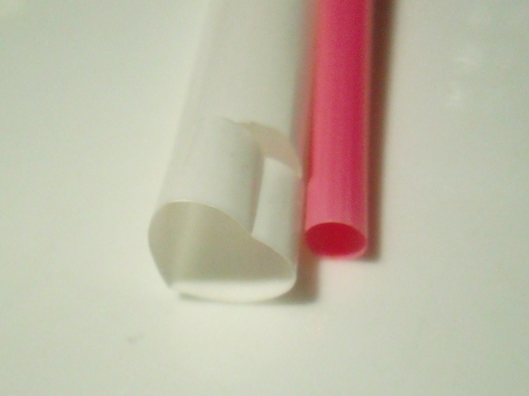 ストローのハート抜き型の作り方 手順 1 その他 リメイク デコレーション アトリエ ハンドメイドレシピ 作り方 と手作り情報サイト