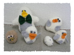 たのしい　ぬいぐるみ　コットンでつくる人形と動物 たのしいぬいぐるみ コットンで作る人形と動物 | 雄鶏社 1972年