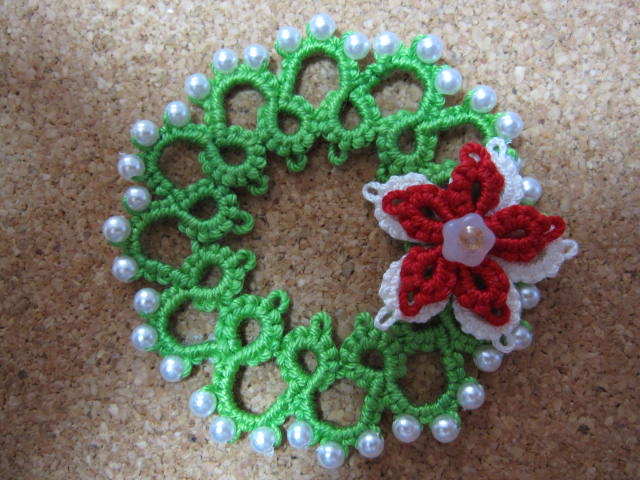 洗濯ばさみタティング（＾＾）№3クリスマス♪リースの作り方 手順｜15