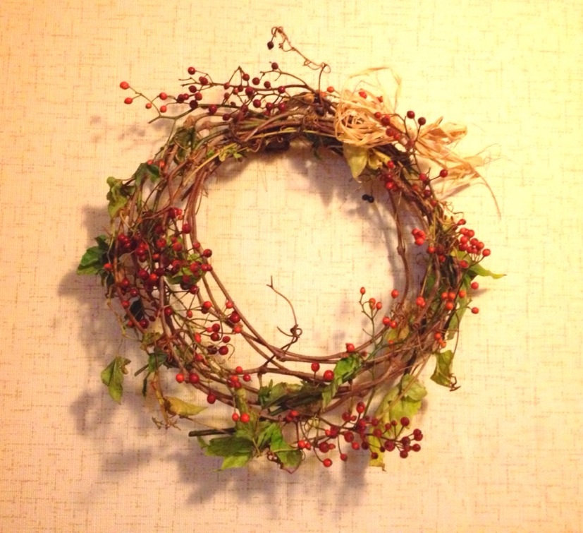 ナチュラルクリスマスリース の作り方 手順 3 フラワーアレンジメント フラワー ガーデニング アトリエ ハンドメイドレシピ 作り方 と手作り情報サイト