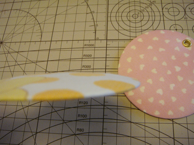 端切れのふわふわタグの作り方 手順 11 その他 紙小物 ステーショナリー アトリエ ハンドメイドレシピ 作り方 と手作り情報サイト