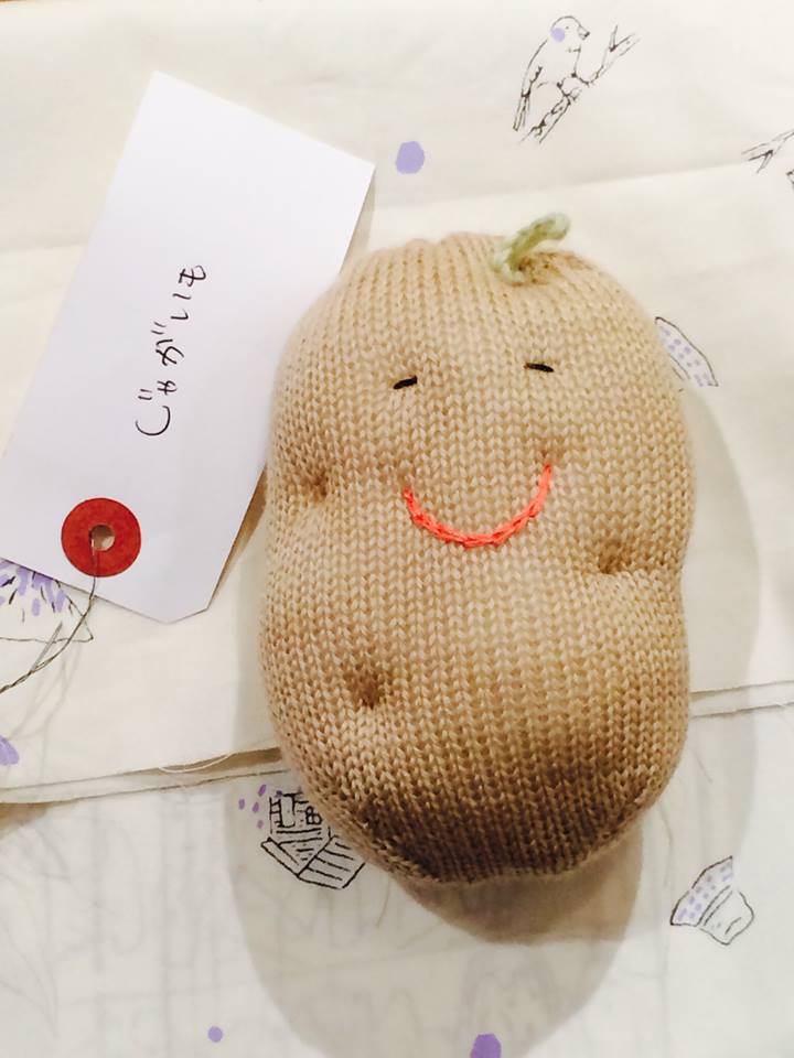 じゃがいものぬいぐるみブローチの作り方 手順｜2｜コサージュ