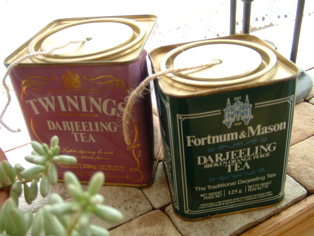 紅茶缶のひもホルダーの作り方 手順｜4｜｜｜ アトリエ | ハンドメイド